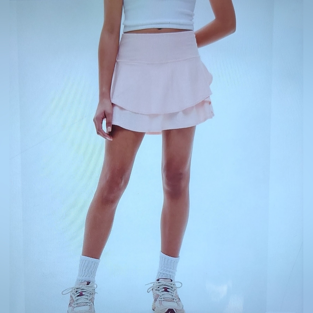 Athleta Girl Serve Skort Sporty Tennis Tiered Athletic Skirt Peach 0-2 or XXL 16